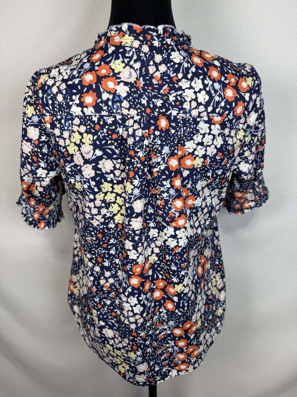 Talbots Petites Ruffle Trim Top Size SP Navy Floral Print Smocked Half Sleeves - Picture 3 of 11